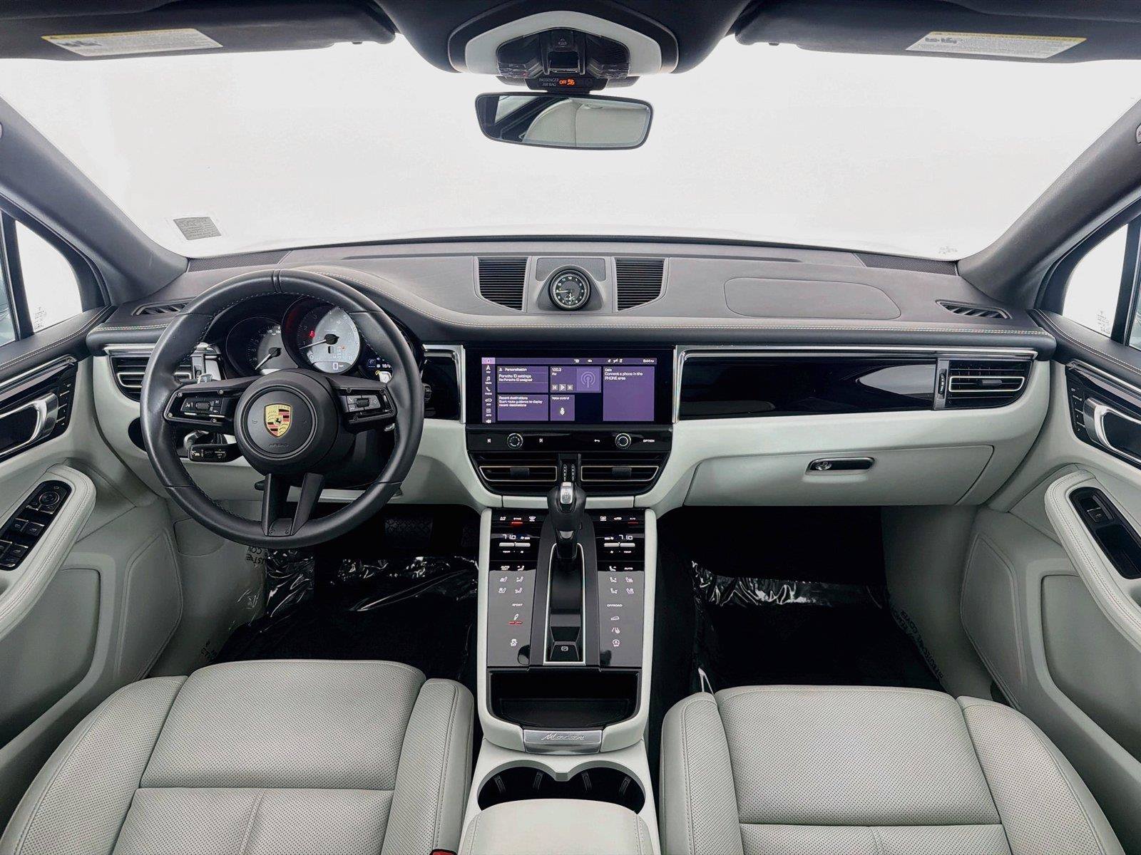 Certified 2023 Porsche Macan S AWD/4WD image 12