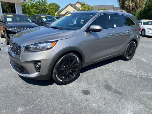 Used 2019 Kia Sorento EX image 1