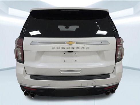 Used 2022 Chevrolet Suburban High Country RWD image 6