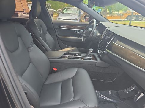 Used 2018 Volvo S90 T6 Momentum w/ Convenience Package AWD/4WD image 10