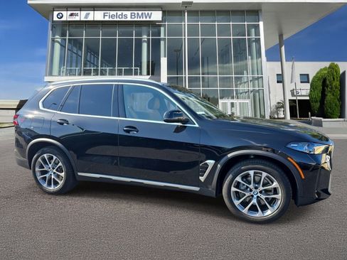 Used 2025 BMW X5 xDrive40i w/ Climate Comfort Package AWD/4WD image 1