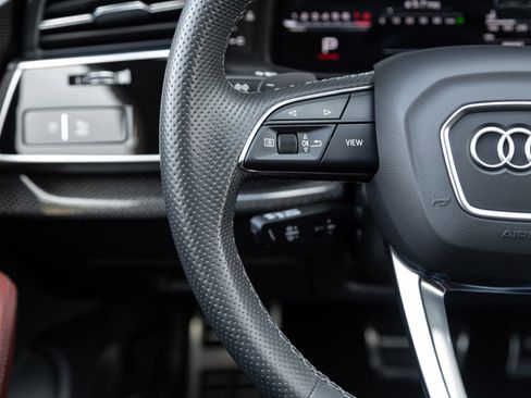 Used 2021 Audi SQ7 Prestige image 15