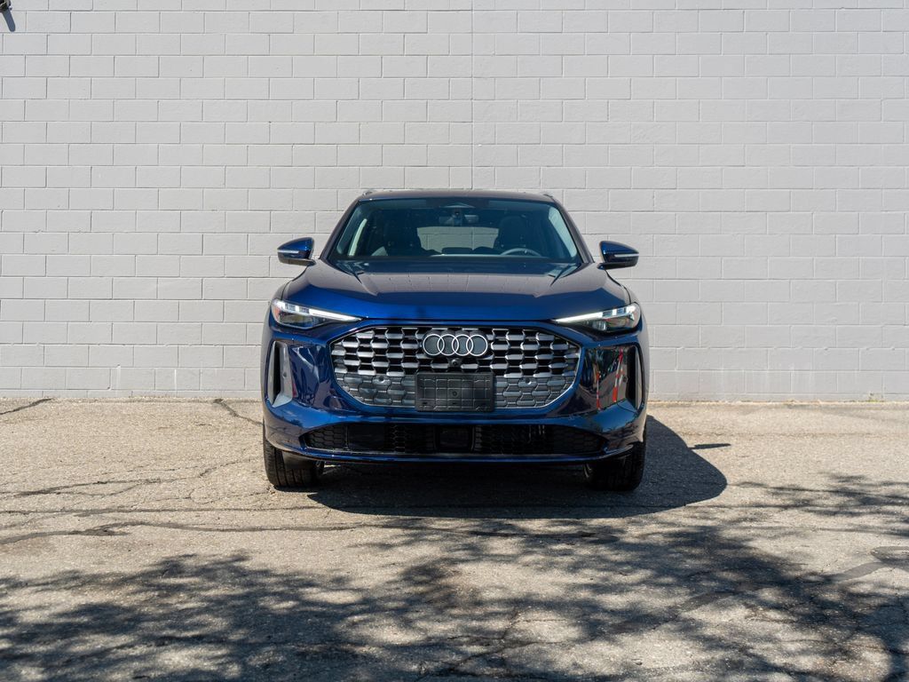 New 2026 Audi Q5 Premium Plus AWD/4WD image 2