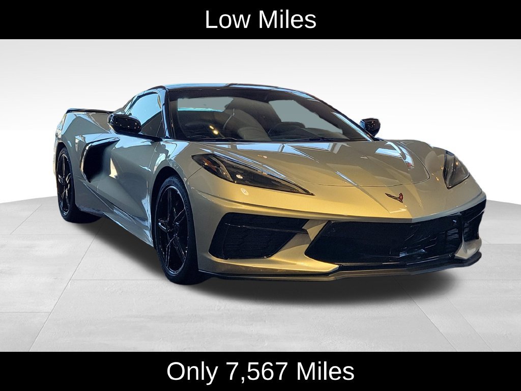 Used 2021 Chevrolet Corvette Stingray Preferred Conv w/ Z51 Performance Package RWD image 2