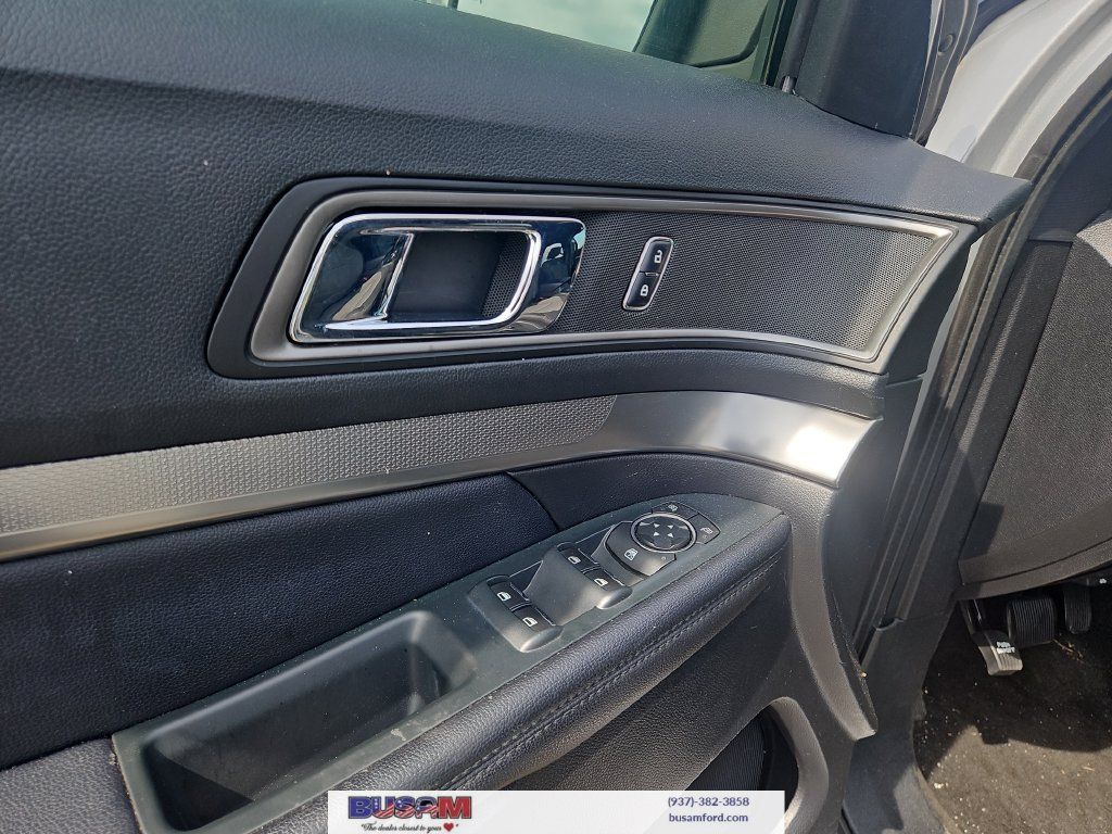 Used 2018 Ford Explorer XLT FWD image 19