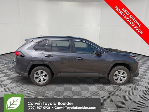 Used 2019 Toyota RAV4 LE w/ All Weather Liner Package AWD/4WD image 8