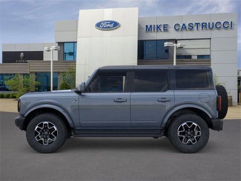 New 2025 Ford Bronco Outer Banks image 3