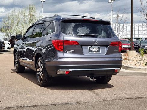 Used 2017 Honda Pilot Touring image 7