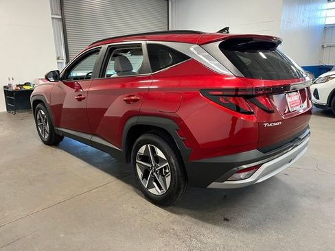 Used 2025 Hyundai Tucson SEL FWD image 5