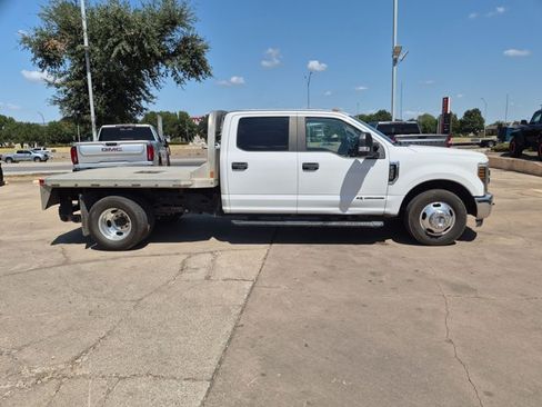 Used 2019 Ford F350 XL w/ Power Equipment Group RWD image 4