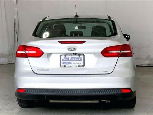 Used 2016 Ford Focus S FWD image 4