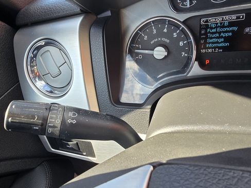 Used 2012 Ford F150 Platinum w/ Max Trailer Tow Pkg image 20