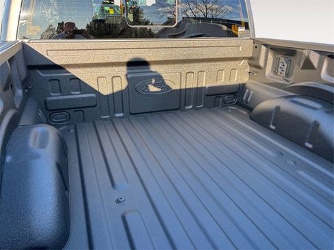 New 2025 Ford F150 Lariat w/ Equipment Group 501A Mid image 15