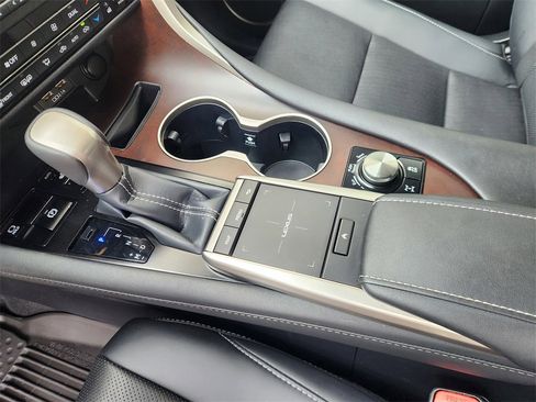 Used 2022 Lexus RX 350 AWD w/ Premium Package image 20