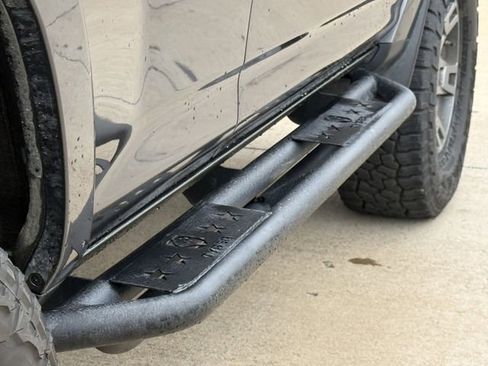 Used 2020 Toyota 4Runner Venture w/ Moonroof Package image 8