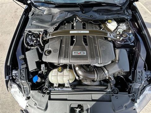 Used 2021 Ford Mustang GT Premium w/ GT Performance Package RWD image 27