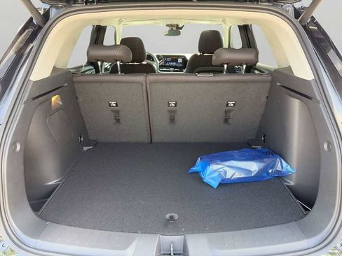 New 2026 Chevrolet TrailBlazer LT w/ Convenience Package AWD/4WD image 7