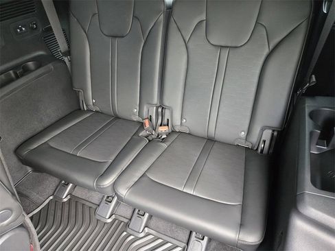 New 2026 Kia Sorento EX w/ EX Premium Package FWD image 23