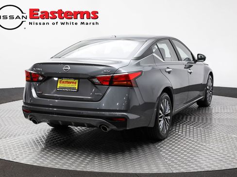 Used 2024 Nissan Altima 2.5 SV w/ SV Premium Package AWD/4WD image 5