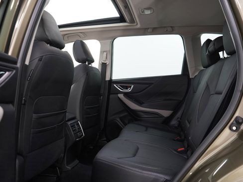 Used 2024 Subaru Forester Limited AWD/4WD image 18