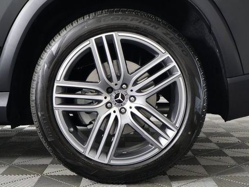 New 2026 Mercedes-Benz GLS 450 4MATIC image 11