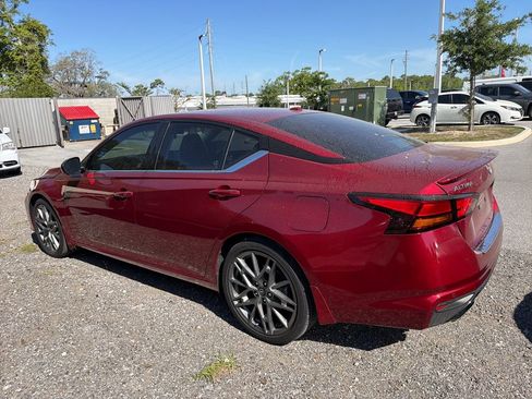 Used 2023 Nissan Altima 2.0 SR image 4