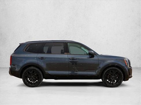 Used 2021 Kia Telluride SX w/ SX Prestige Package image 4