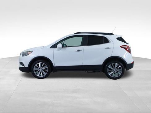 Used 2020 Buick Encore Preferred AWD/4WD image 9