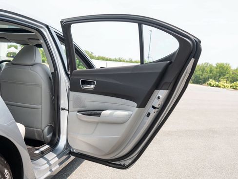 Used 2019 Acura TLX w/ Technology Package FWD image 50