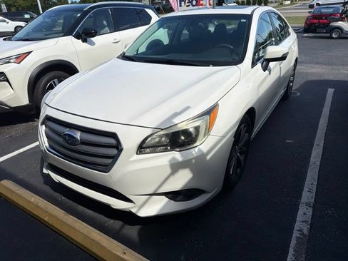 Used 2017 Subaru Legacy 3.6R Limited AWD/4WD image 8