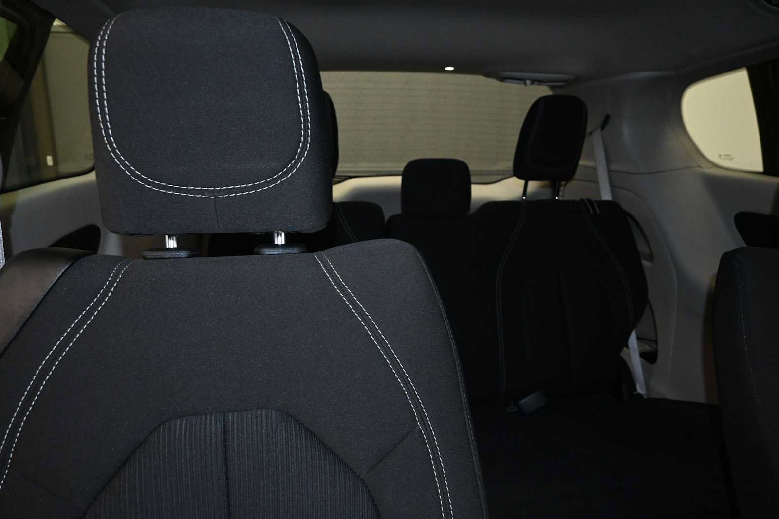 Used 2023 Chrysler Voyager LX FWD image 29