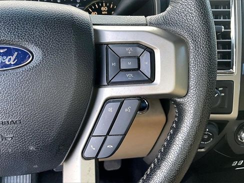 Used 2016 Ford F150 Lariat w/ Trailer Tow Package image 12