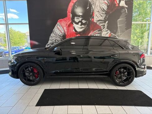 Used 2025 Audi RS Q8 performance AWD/4WD image 2
