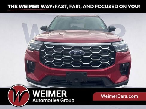 Used 2025 Ford Explorer Platinum w/ LUX Leather Package AWD/4WD image 2