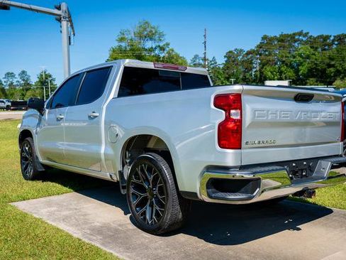 Used 2022 Chevrolet Silverado 1500 LT w/ All Star Edition Plus RWD image 4