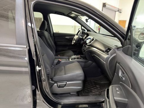 Used 2021 Honda Passport Sport image 36