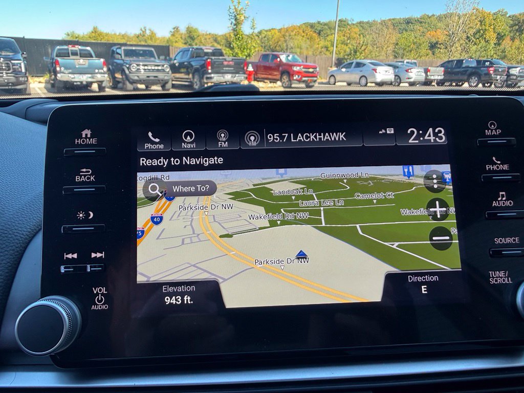 Used 2022 Honda Accord Touring image 30