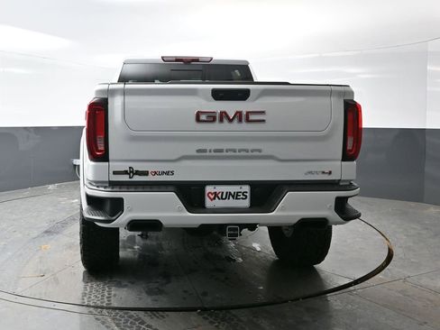 New 2026 GMC Sierra 1500 AT4 w/ Technology Package AWD/4WD image 8