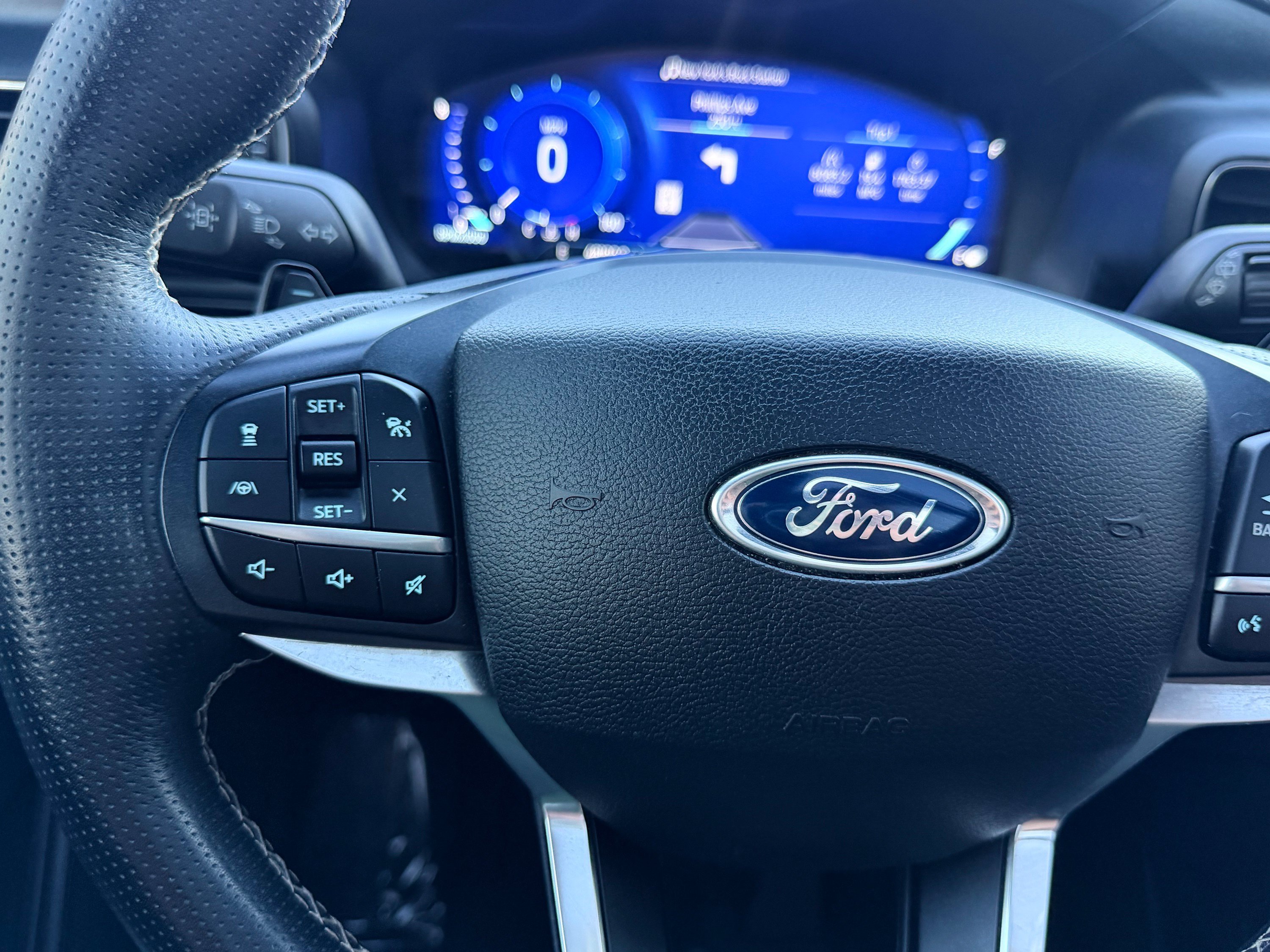 Used 2020 Ford Explorer ST w/ Premium Technology Package AWD/4WD image 38