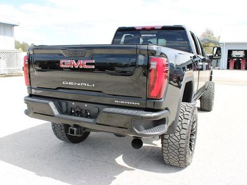 Used 2024 GMC Sierra 2500 Denali w/ Denali Reserve Package image 12