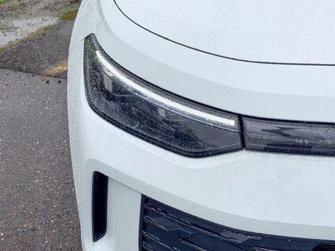 New 2026 Volkswagen Tiguan S image 5