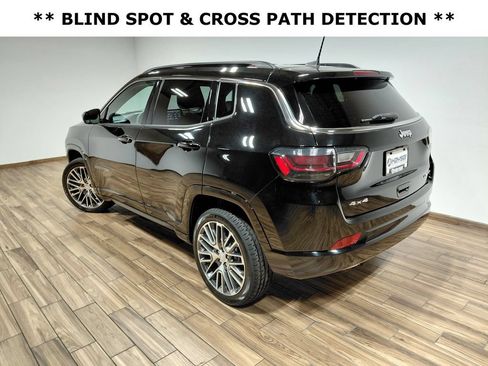 Used 2023 Jeep Compass Limited w/ Elite Group AWD/4WD image 10