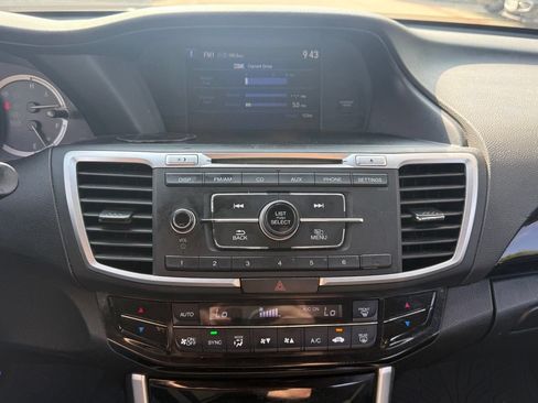 Used 2016 Honda Accord LX image 15