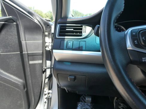 Used 2017 Toyota Camry XSE FWD image 16