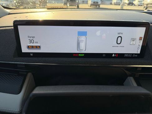 Used 2023 Ford Mustang Mach-E Premium image 7