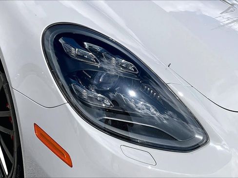 Used 2019 Porsche Panamera GTS AWD/4WD image 28