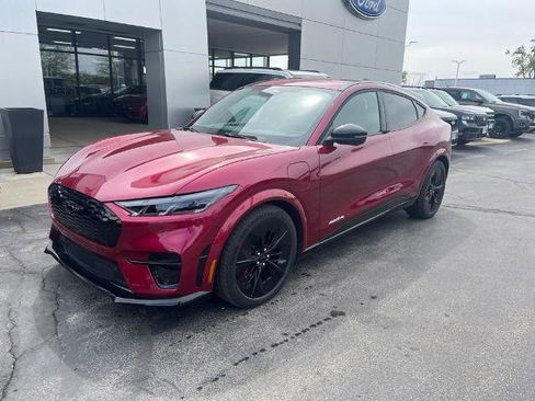 Certified 2025 Ford Mustang Mach-E GT AWD/4WD image 1