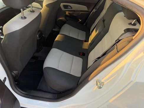 Used 2012 Chevrolet Cruze LS image 14