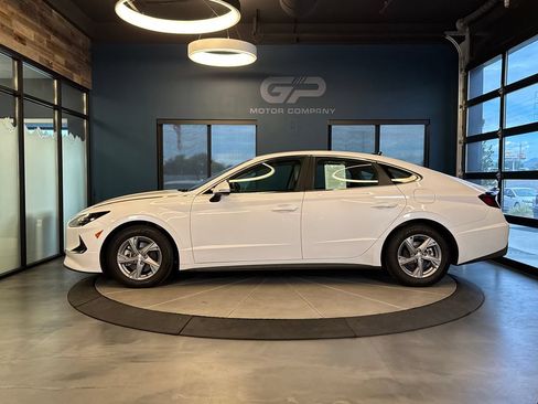 Used 2023 Hyundai Sonata SE FWD image 6