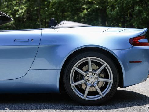 Used 2007 Aston Martin V8 Vantage Roadster RWD image 5